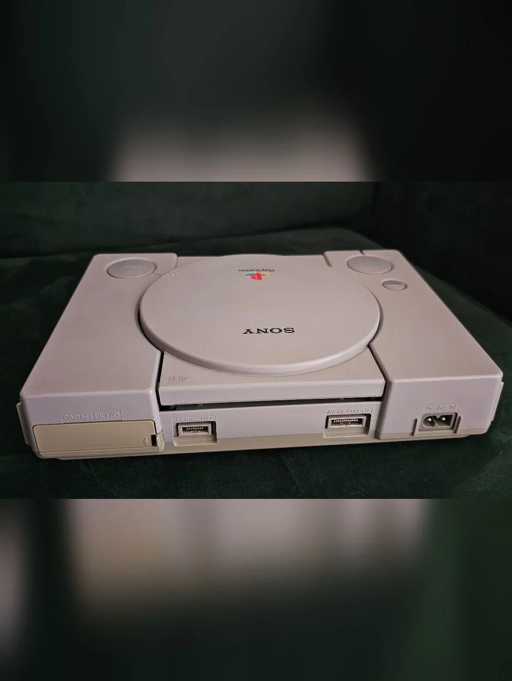 PS1 With Controller - Picture 3 of 9